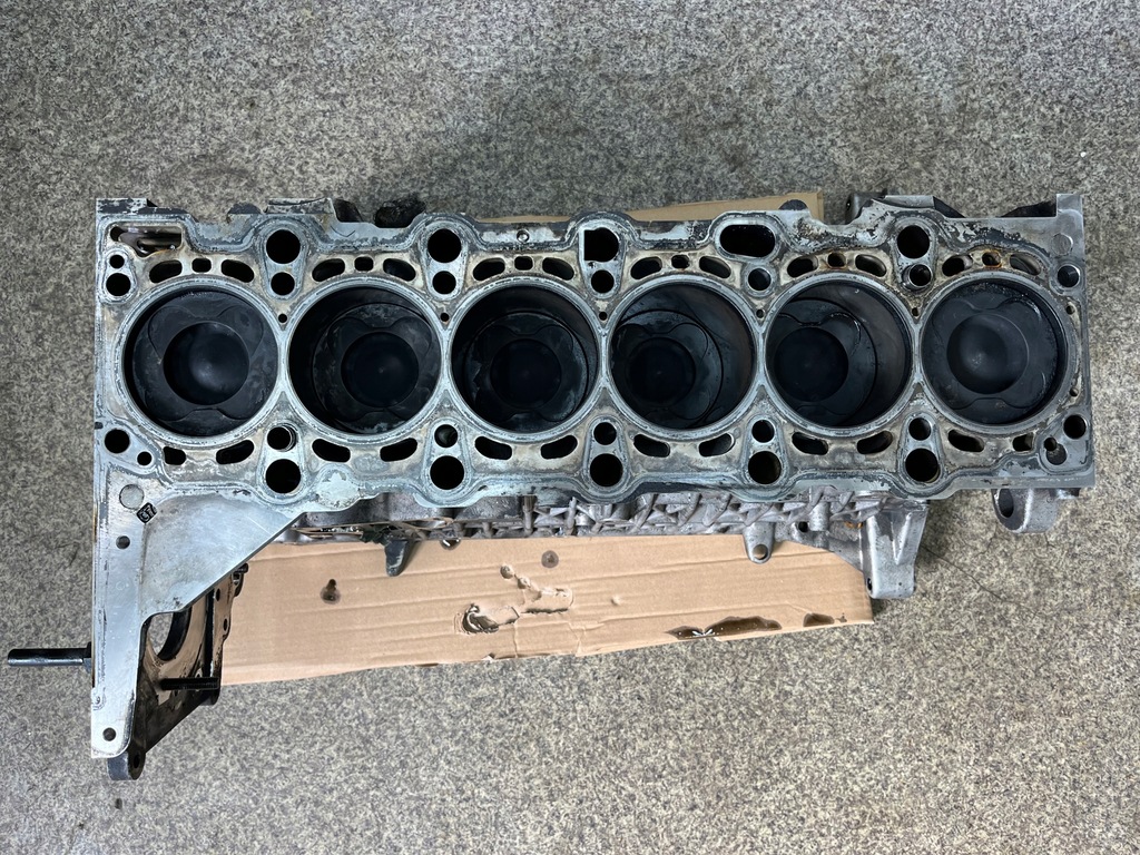фото №15, Блок двигуна wal поршні bmw e70 x5 3.0 d m57n2 306d3 e71 e90 e92 e83 e65 e60