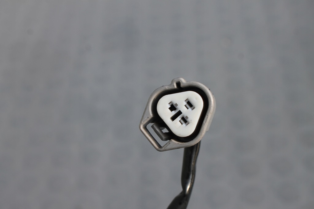 фото №8, Заглушка жгут лампы перед outlander ii lift 10-