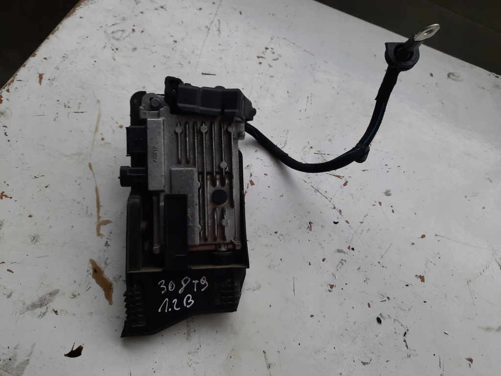 фото №1, Peugeot 308 1.2b модуль блок управления запуск стоп