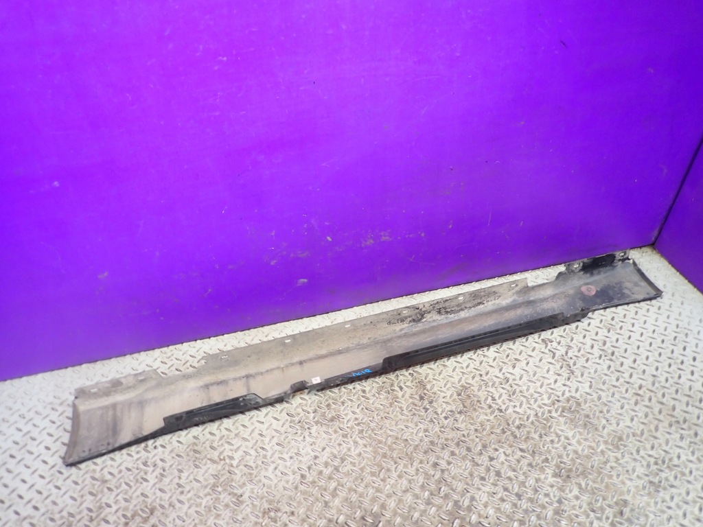 фото №4, Bmw e87 молдинг накладка поріг права 7147402 668/9