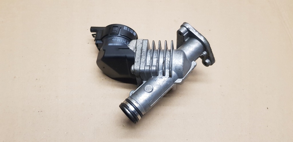 фото №1, Bmw 2.0 b клапан egr 7563241
