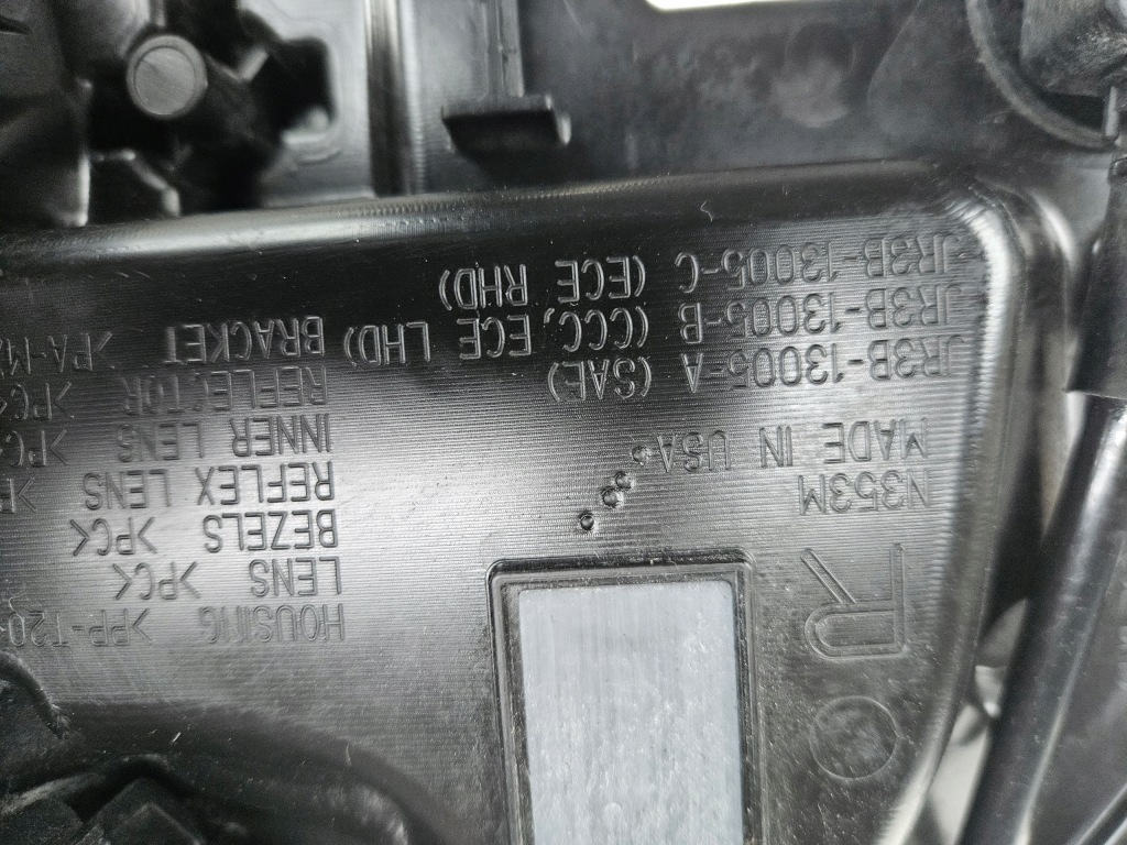 Купити Ford mustang 18- фара правий led jr3b-13005-a