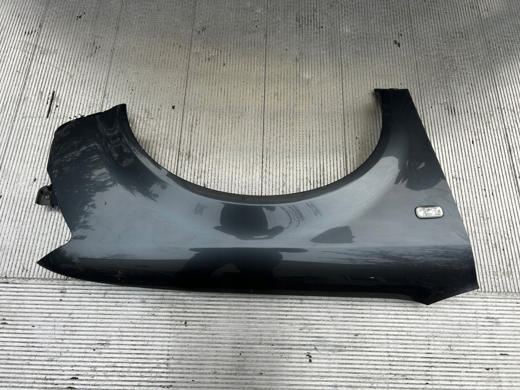 Купить Крыло  правый  перед audi a4 b6 lx7z