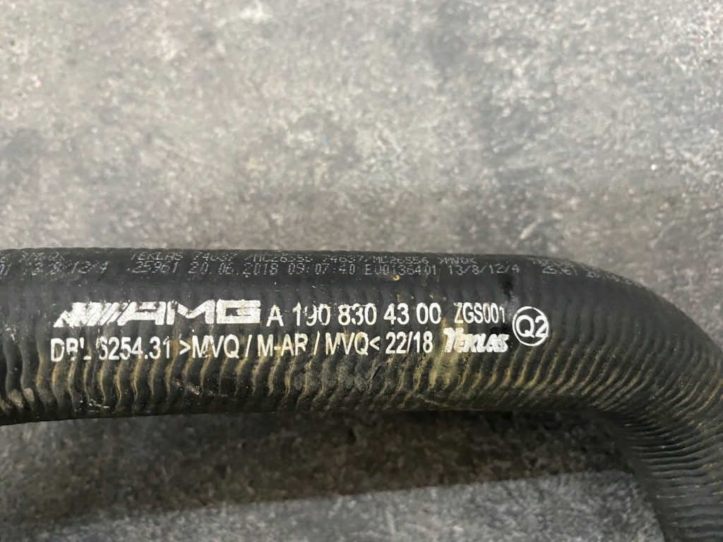 Mercedes gt amg w190 трубка a1908304300 Цена