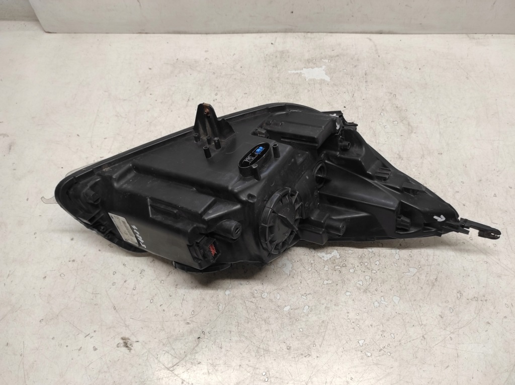 Opel insignia a 08-13 лампа левая перед ксенон 22831928 Цена