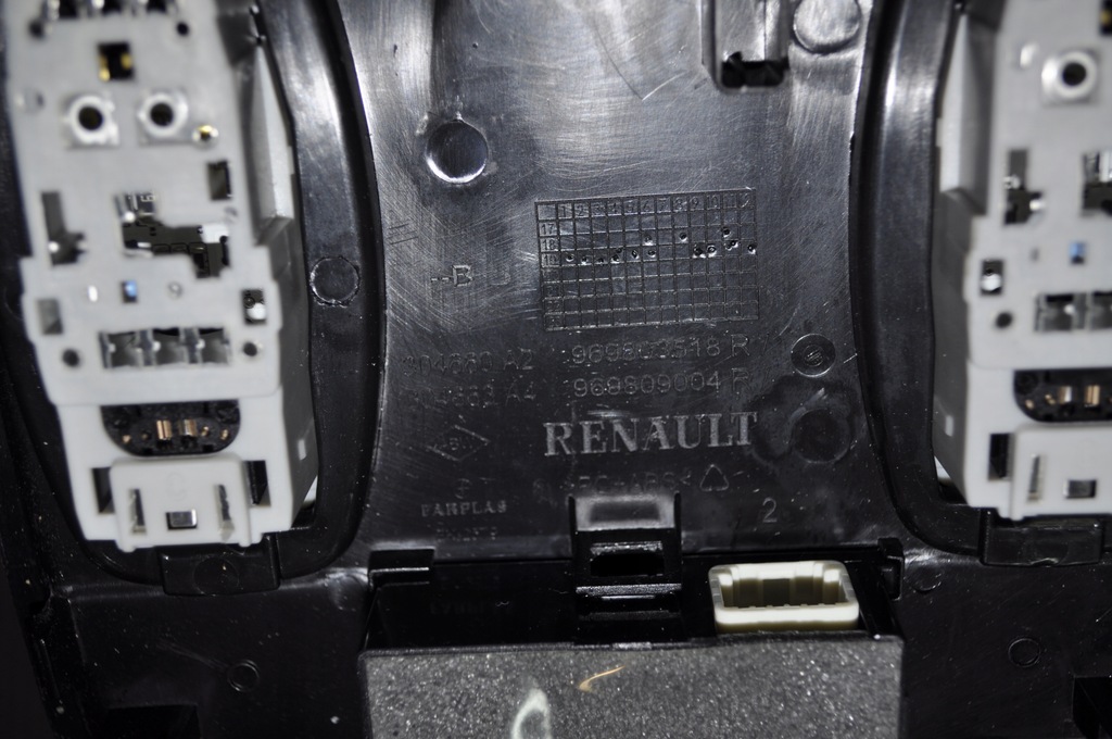 фото №5, Renault clio v 19- лампа стельовий перед led 969803518r