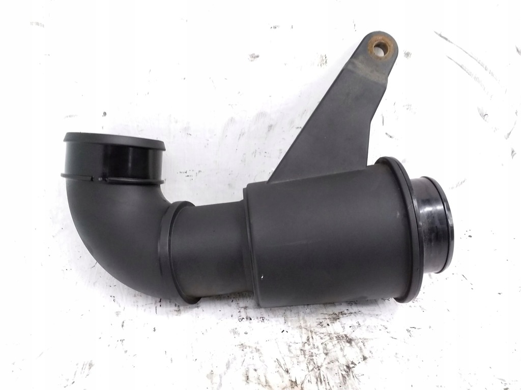 фото №2, Land rover range rover velar 2019 часть трубы впуска воздуха