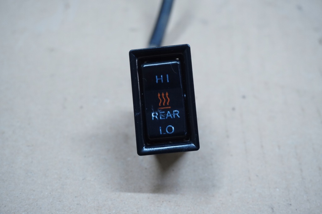 фото №1, Land cruiser lj70 переключатель rear 2,4 td