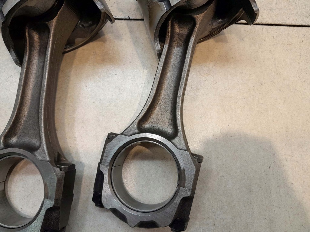 фото №15, Поршень з шатун mazda premacy 2.0 ditd