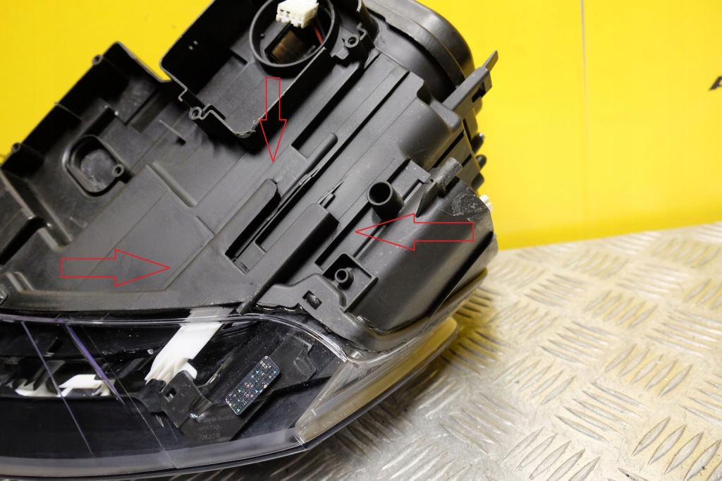 Audi q3 2011-2015 фара фара ксенон led правий америка Зі Шроту