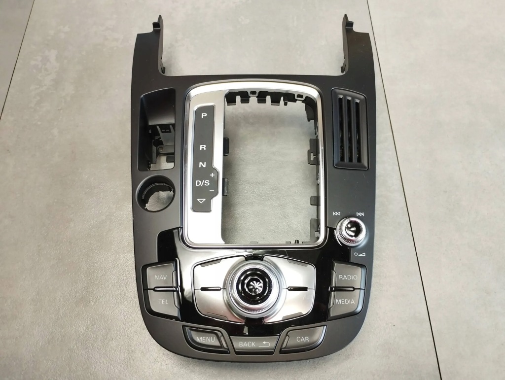 фото №1, Audi a5 sportback 8ta панель mmi 8t0919611l