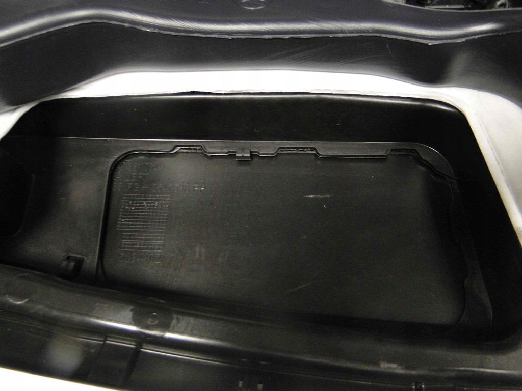 фото №9, Mercedes glb x247 247 консоль панель приладів панель приладів