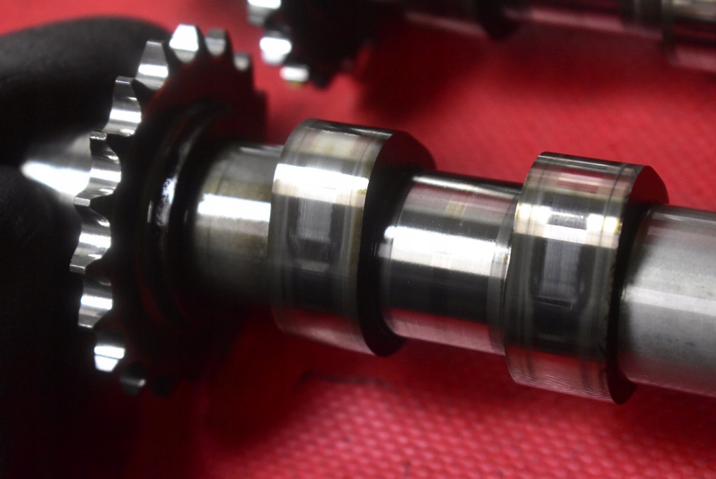 фото №8, Головка двигателя 9641752610 volvo s40 v40 2 ii 2.0 d 136 km 04-07