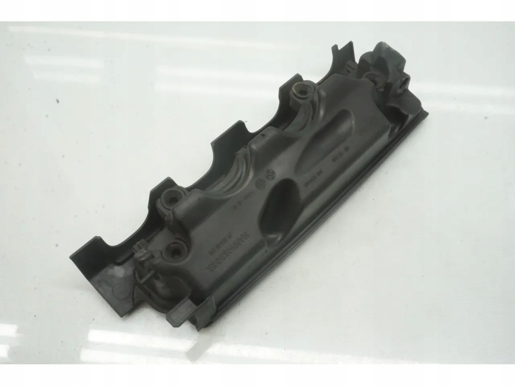 фото №10, Vw golf патрубок / трубка вентиляційна трубка 2.0 fsi бензин 110kw 150 hp 2004