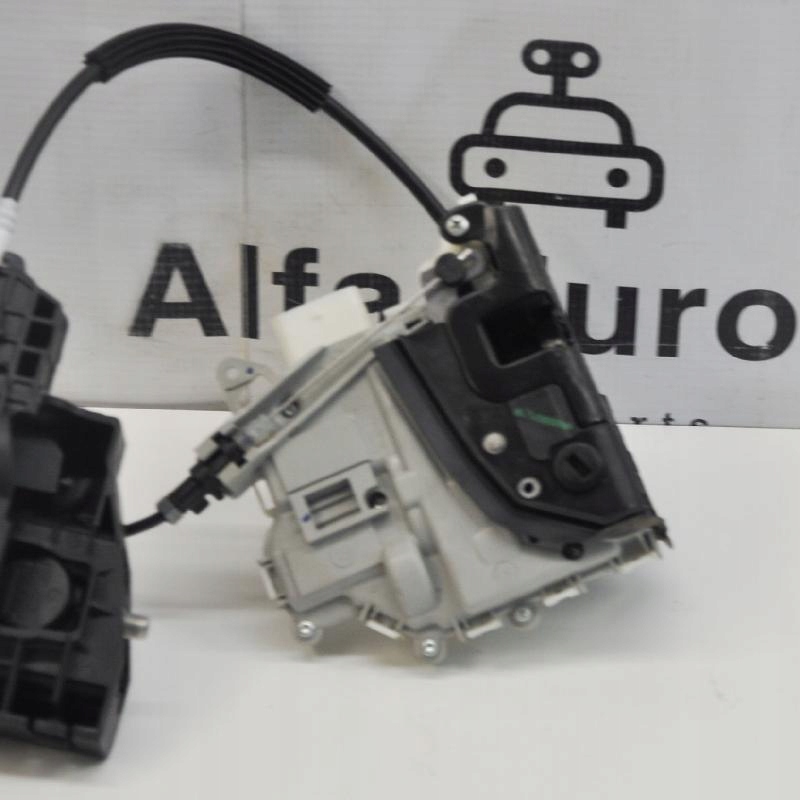 фото №9, Замок задних левых дверь audi q3 8u 8u0837885 2.0l дизель 135kw 2016