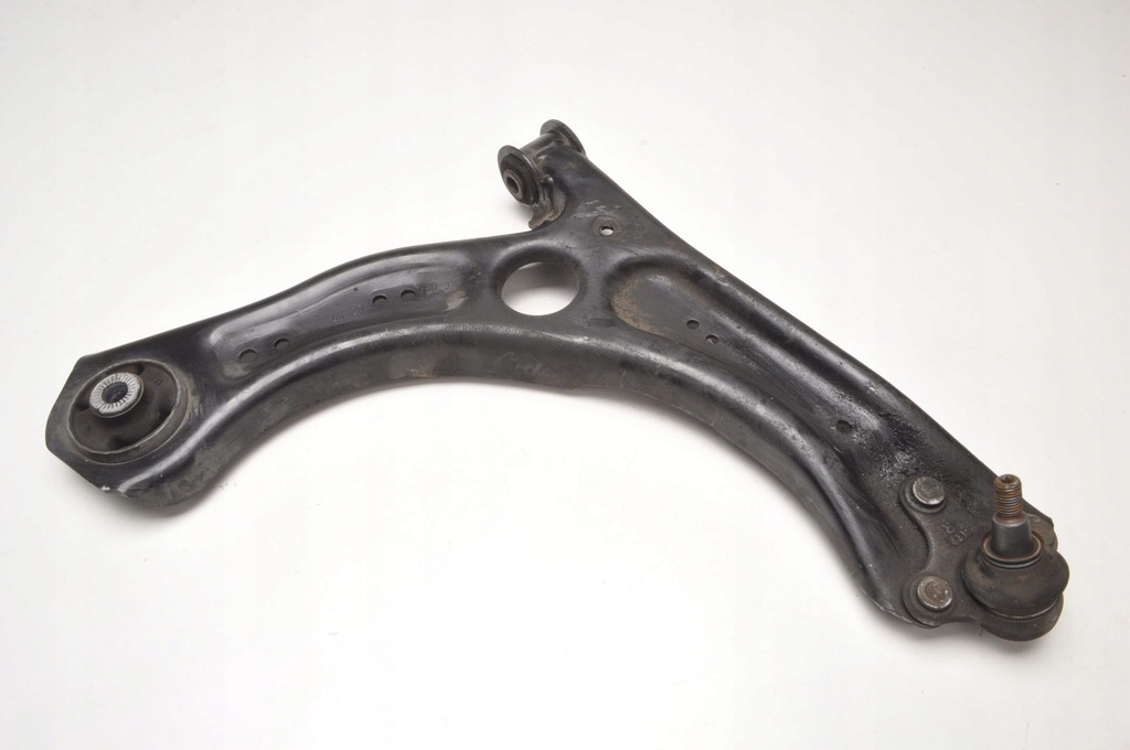 фото №1, Skoda scala 19r рычаг правый перед передний 14tkm