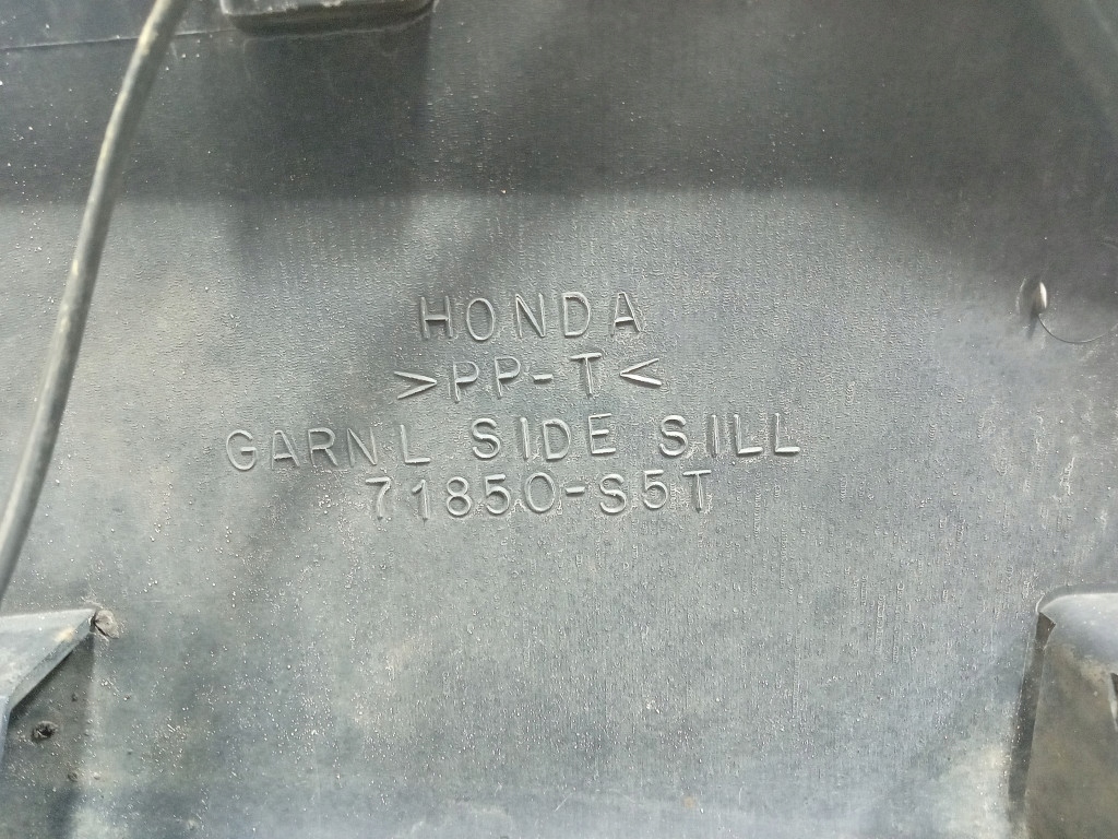 фото №11, Honda civic vii hb 3d молдинг поріг sport ліва 71850-s5t b92p