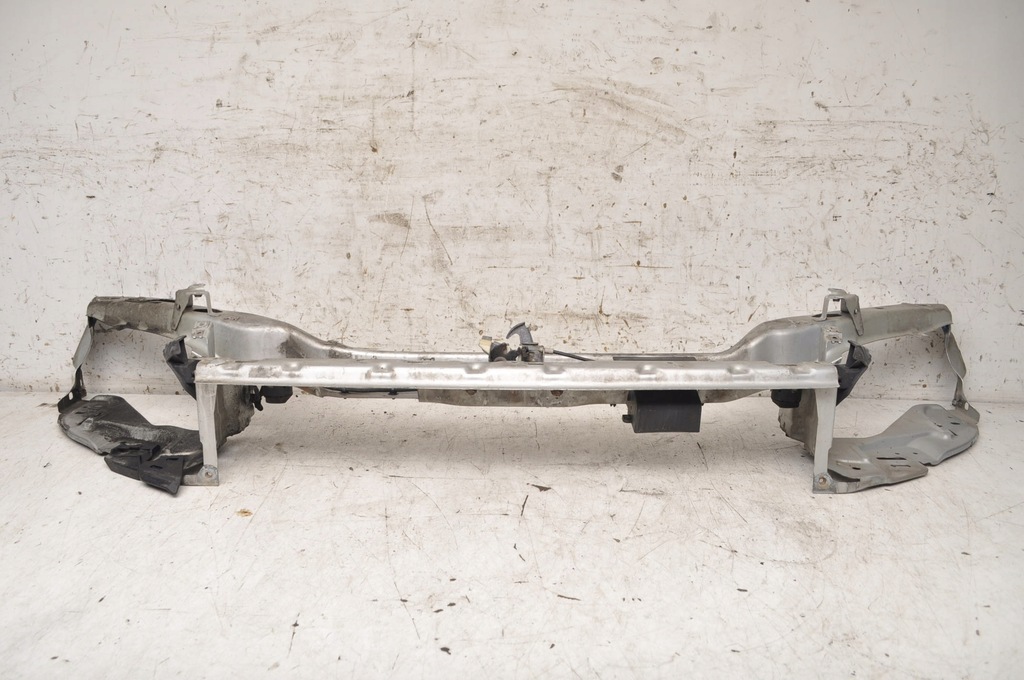 фото №1, Volvo s40 ii v50 pas передний усилитель