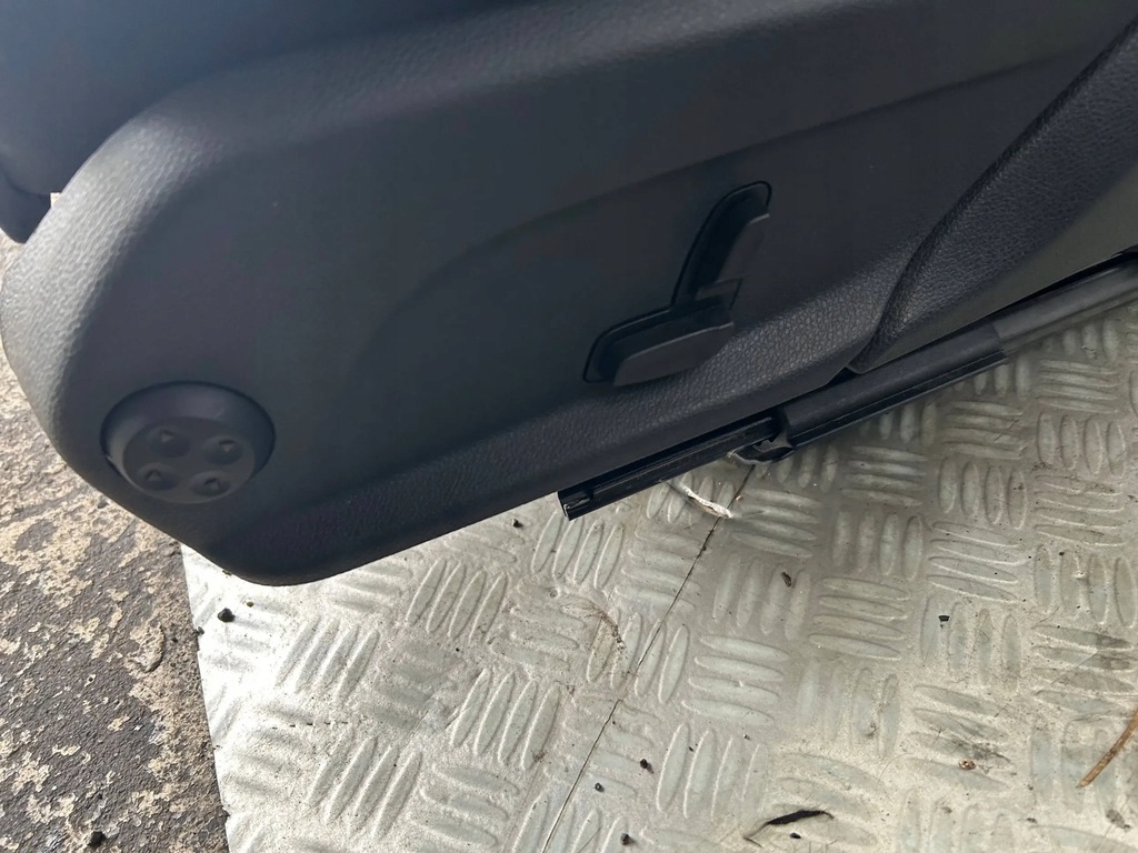 фото №8, Сидіння сидіння заднє сидіння обшивки тунель шкіра комплект mercedes w213 sedan