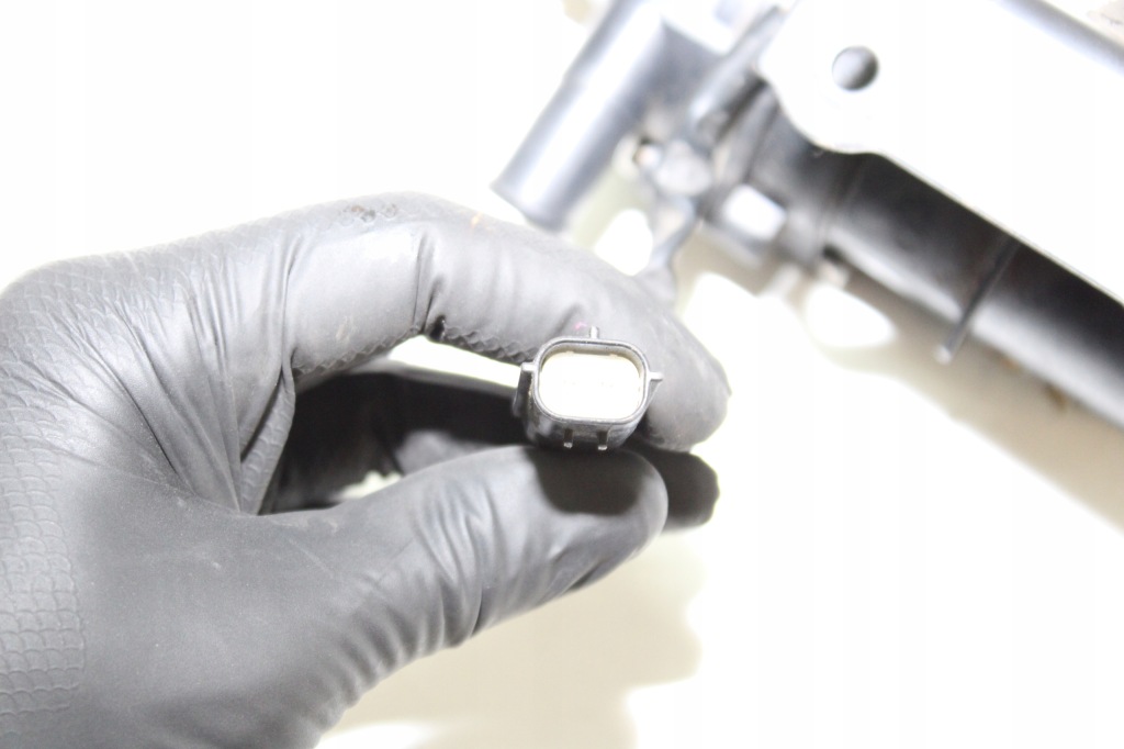 фото №5, Додаткова насос wody jaguar xjr xj x300 4.0 mna6710ab