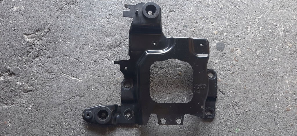 фото №1, Volvo v40 ii основание фильтра воздуха 31420307