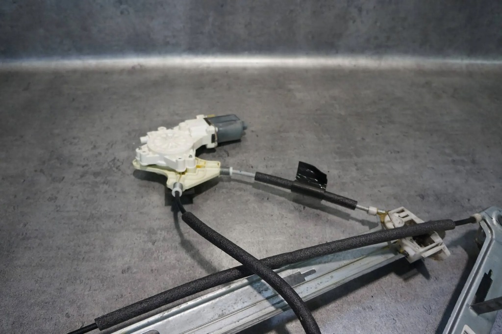 фото №6, Підйомник скло лівий перед передній jeep compass i lift 05074821aa