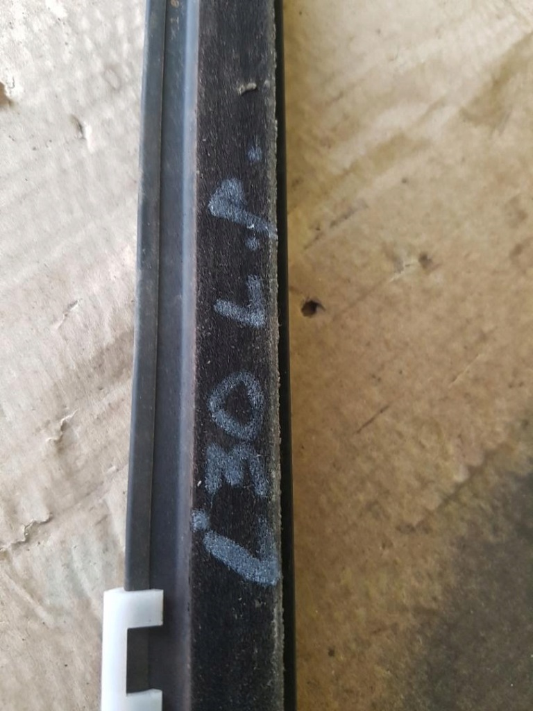 фото №3, Хром parapet молдинг хром левый перед i30 iii