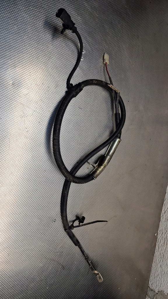 фото №1, Audi a4 b6 клема мінусова 1.8t