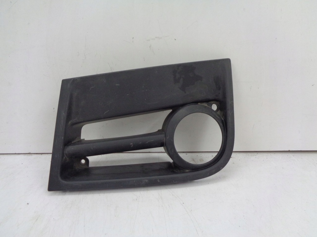 фото №1, Mercedes actros mp4 решётка бампер правый перед