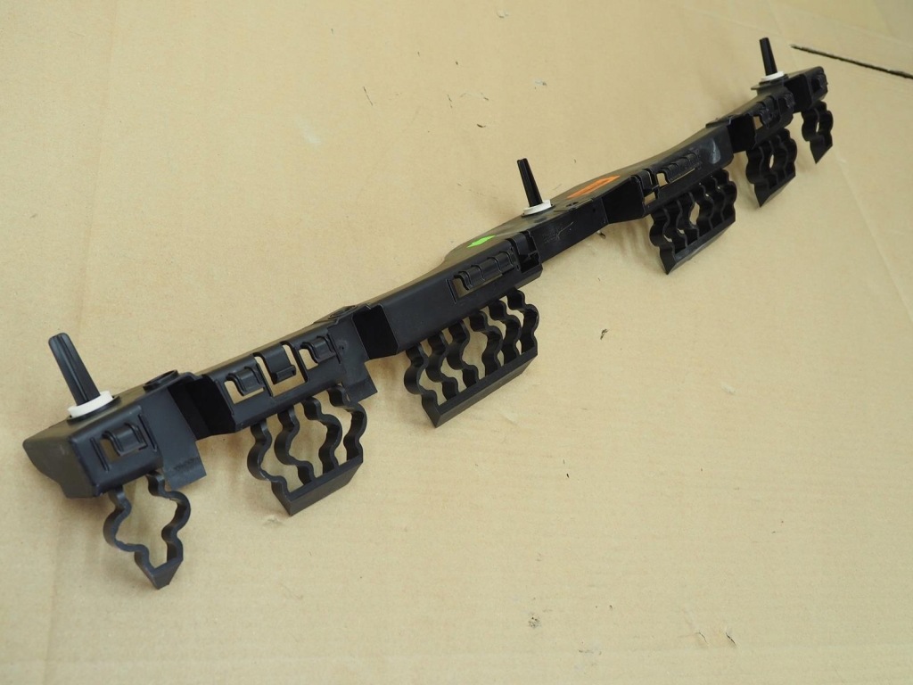 фото №8, Направляющая бампера задняя 850429691r renault clio v