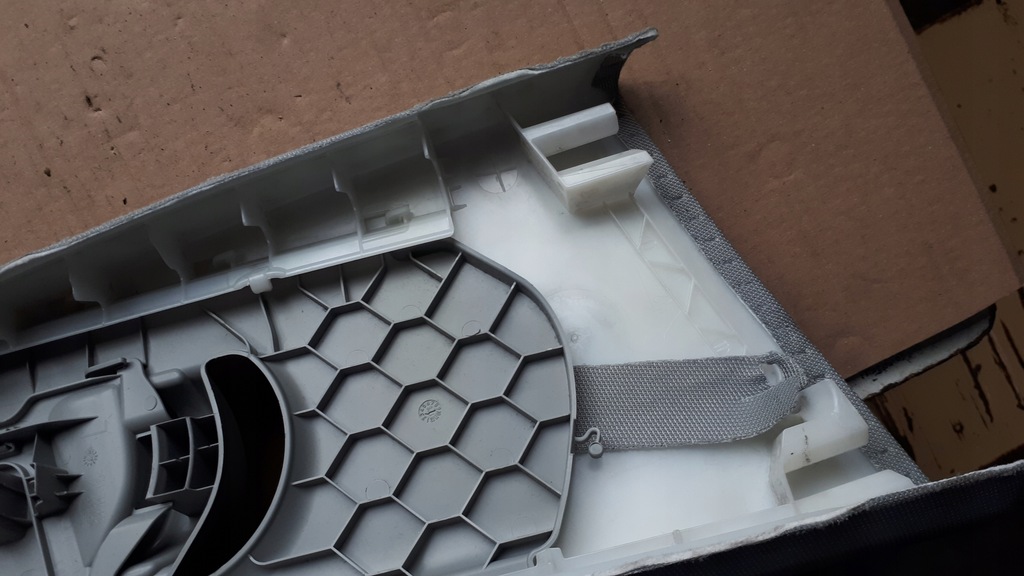 фото №8, A4 b9 8w защита обшивка стойка левый перед