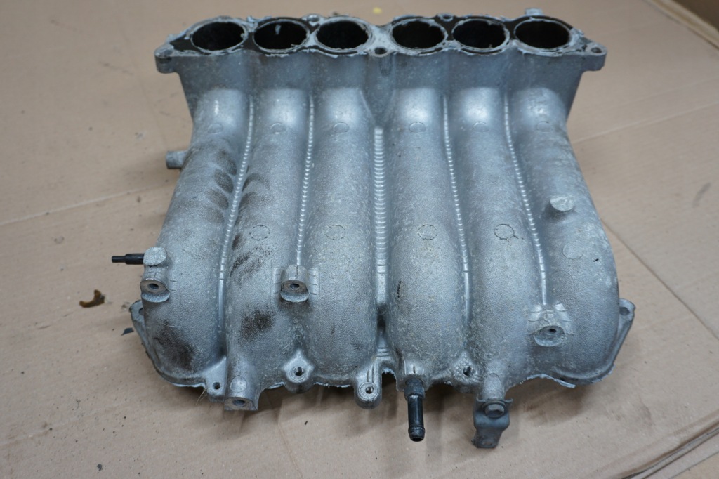 Land cruiser 90 95 колектор впускний  впускний 3,4 v6 в Україні