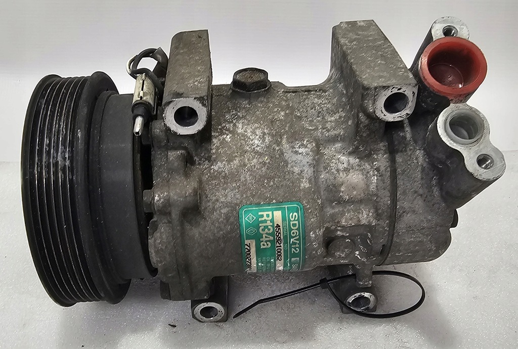 фото №1, Компрессор кондиционера 7700273801 renault