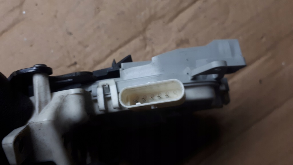 фото №8, S4 b8 lift a4 замок двері лівий задня 5 pin a5 q5