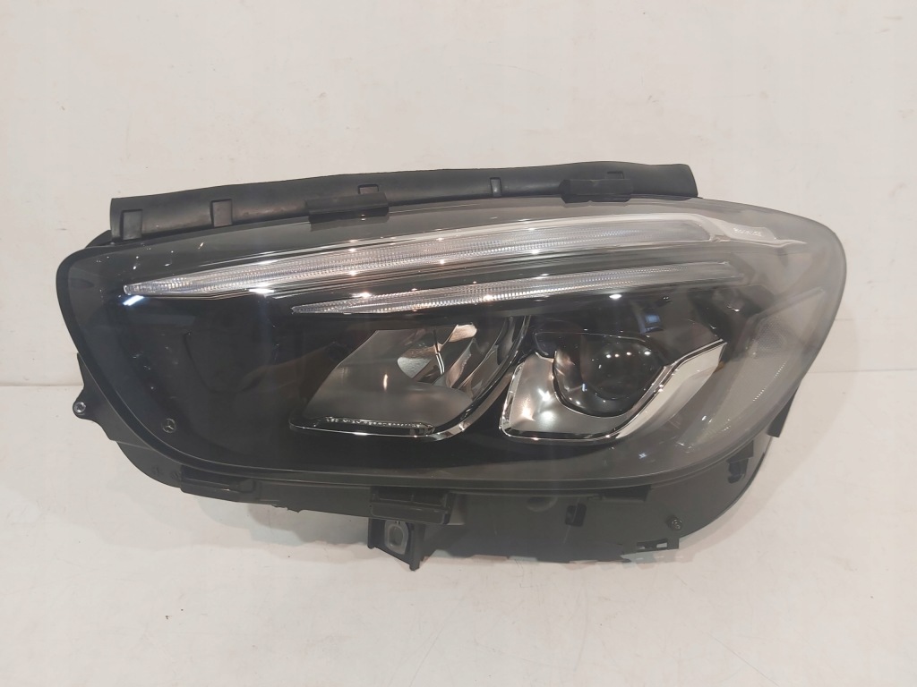 фото №1, Лампа перед левая mercedes w247 performance