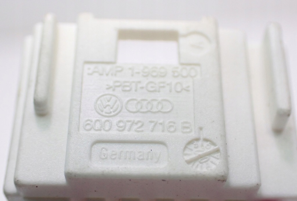 фото №8, Электропроводка жгут микрофонов audi 6q0972716b