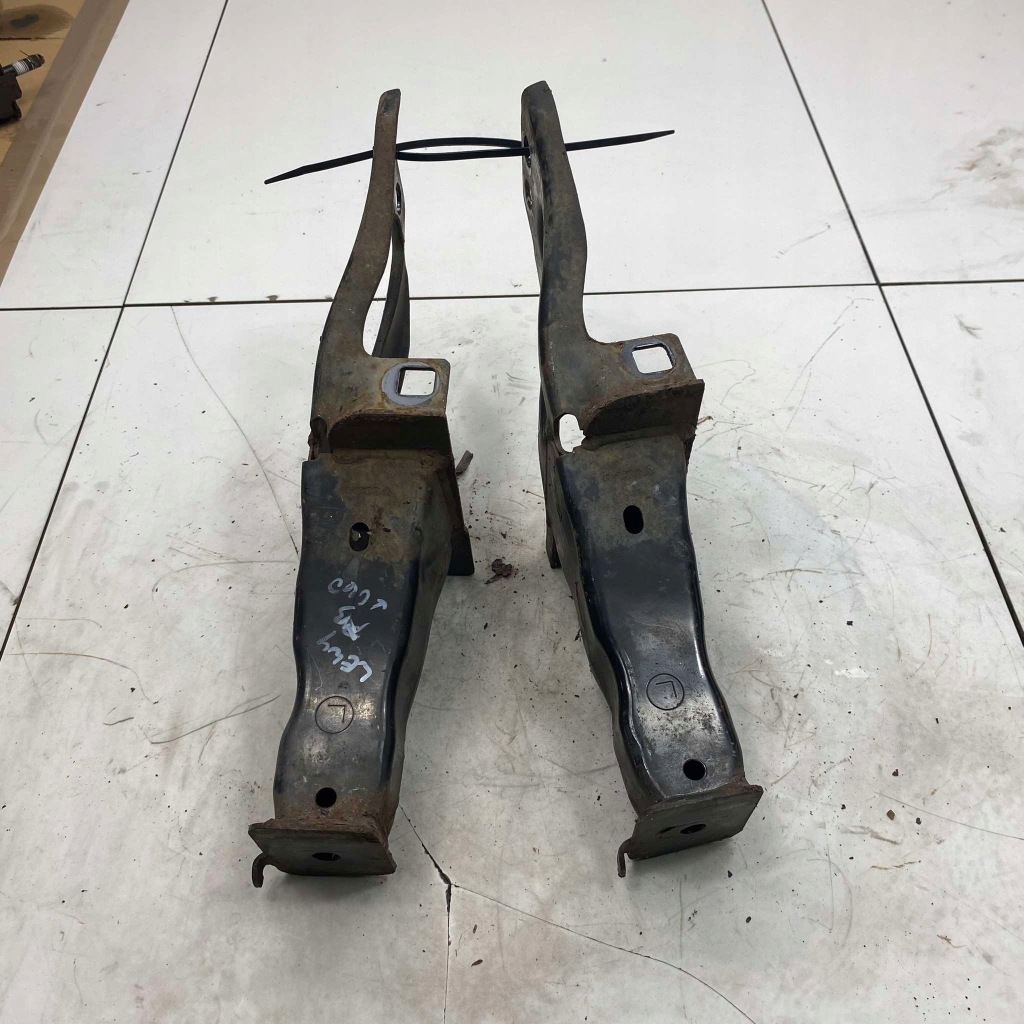 фото №1, Кронштейн балка радиатор левая xc60 i