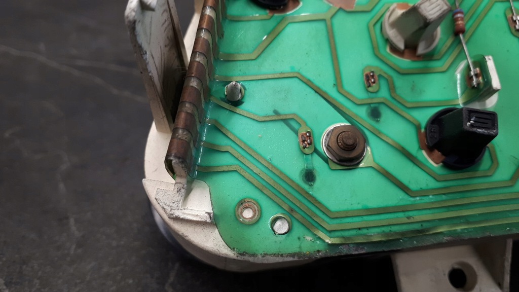 фото №10, 87001277 счетчик приборная панель peugeot 306 1.8