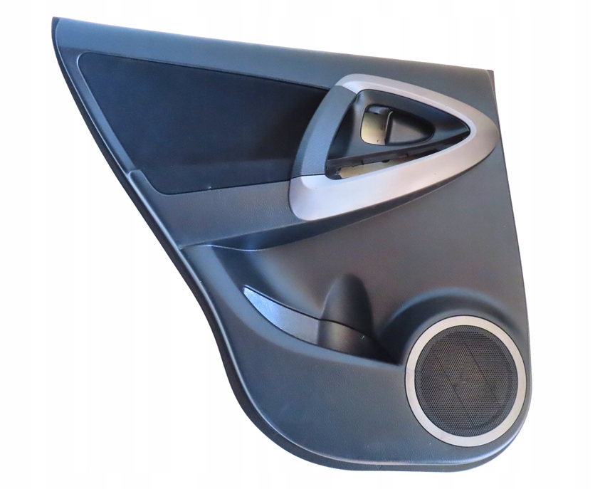 Купить Обшивка дверь задних левых toyota rav4 3 2005-2012 год 67788-x1b02