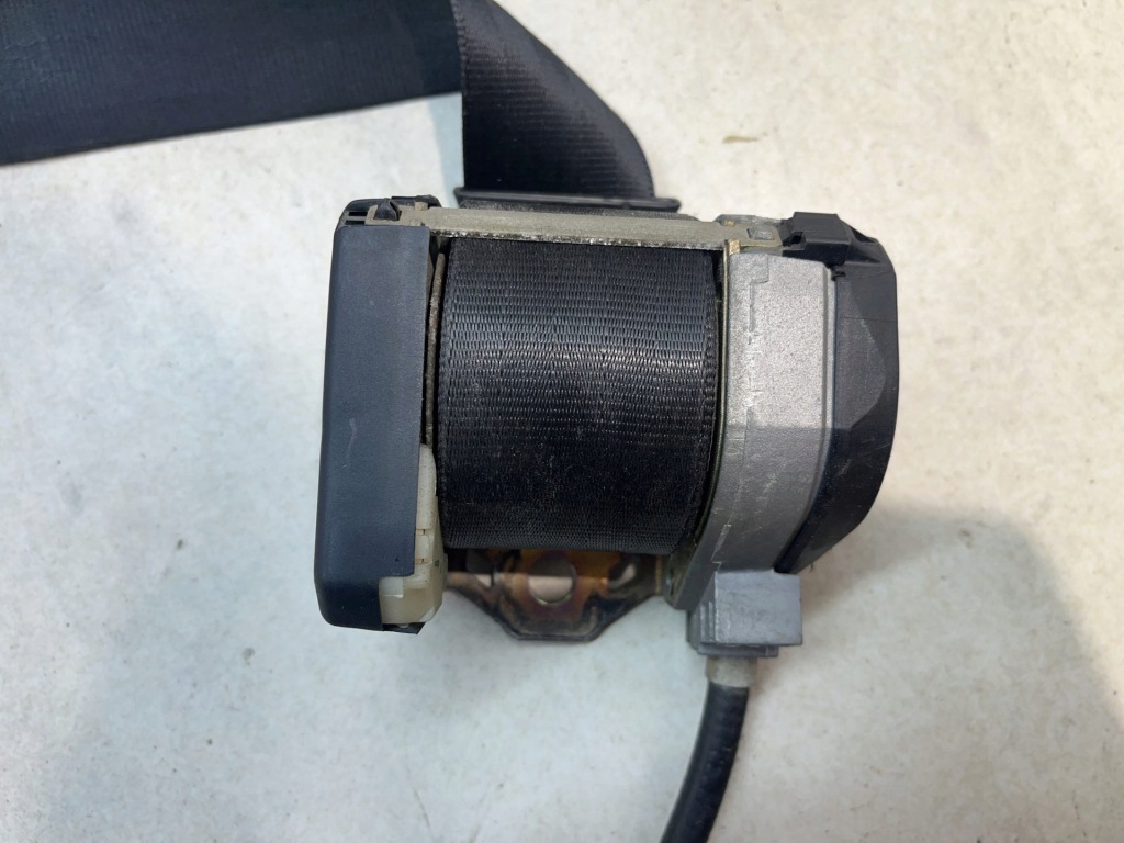 Ремень безопасности правая  перед galaxy 1.9 tdi fl 7m3857706 Оригинал