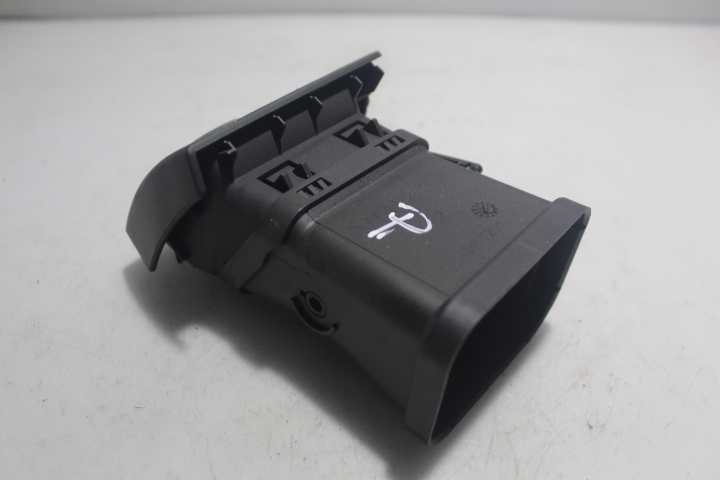 фото №3, Решётка обдув правая volvo s40 ii