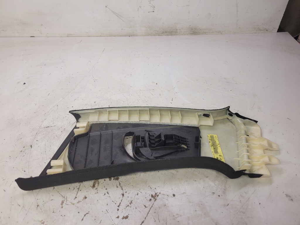 фото №7, Защита стойка b правая audi a4 b8 8k0867282c v48