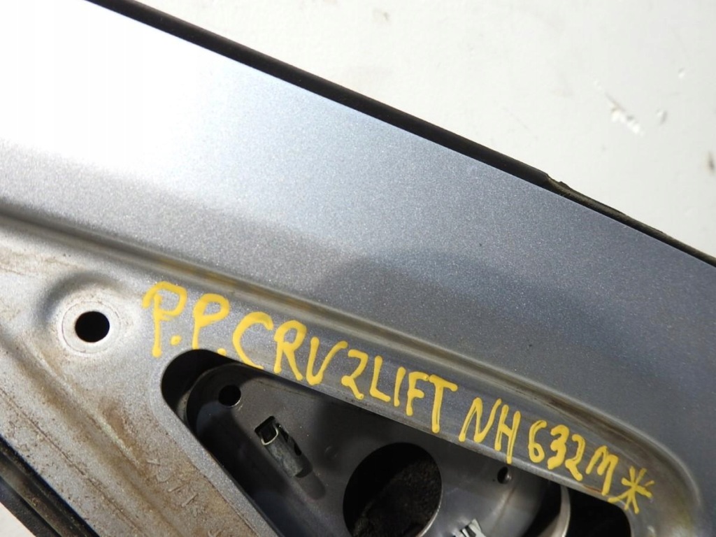 фото №2, Дверь правый перед nh632m honda cr-v ii