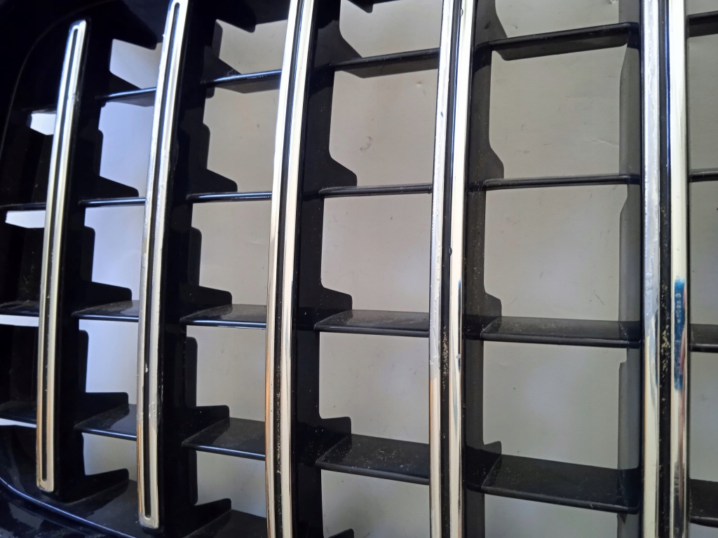 Решётка радиатора решётка радиатора pod камера mercedes g-klasa w463 lift amg brabus gt 18- с Разборки