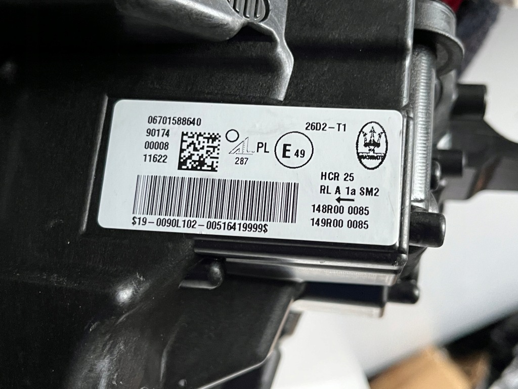 фото №13, Лампи лампа права ліва перед передня maserati granturismo europa