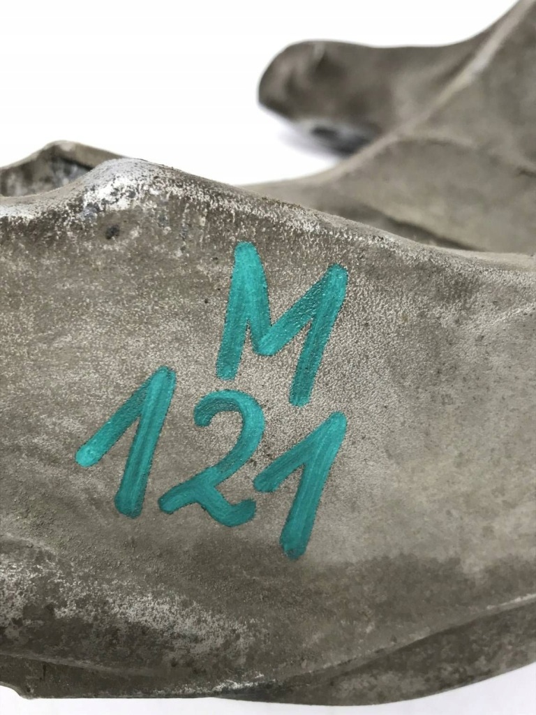 Mercedes x247 glb h247 gla 2022 поворотний кулак ступиця права передня a2473320200 Зі Шроту