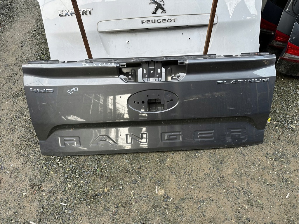 фото №1, Ford ranger vi 22- крышка багажника задняя