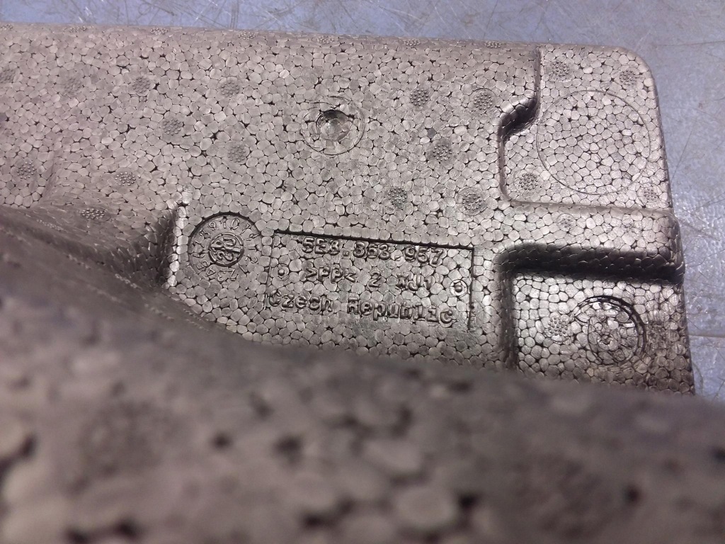 фото №3, Octavia iv hb обшивка пенополистирол багажника