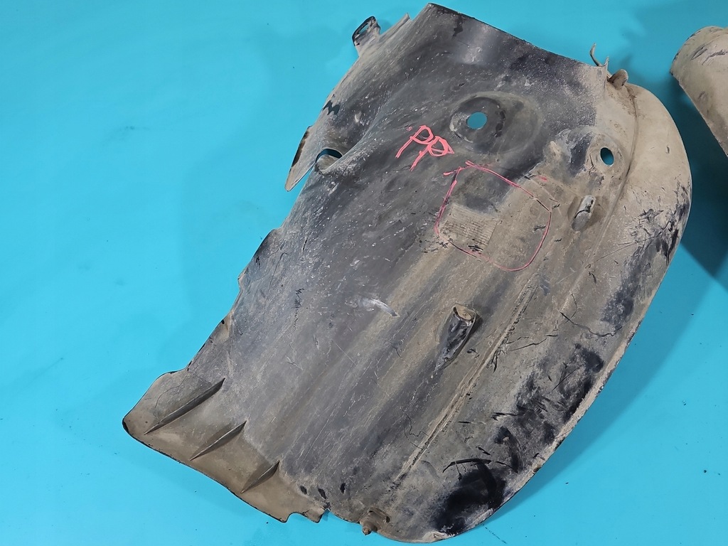 фото №5, Підкрилок перед праве renault clio iii 8200289946