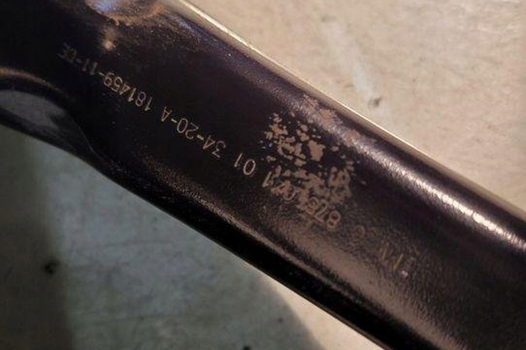 фото №14, Поворотный кулак задняя левая bmw 3 g20, g28 6882552 3.0l бензиновый 285kw 2020